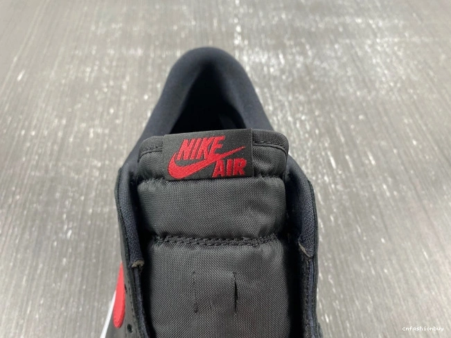 1 705329-001 Retro Jordan Low Air Bred 0803